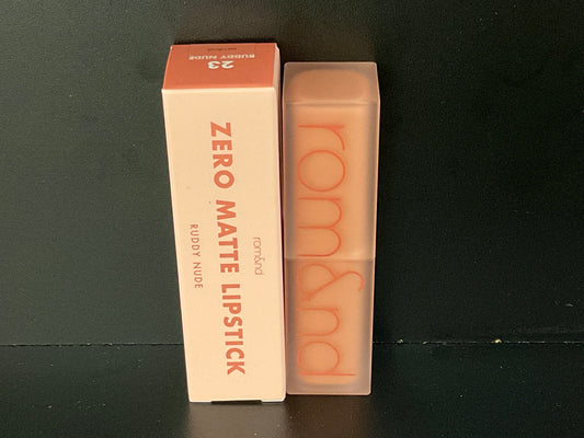 ROMAND Zero Matte Lipstick 23 Ruddy Nude