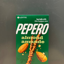 Pepero LOTTE (saveur amande)