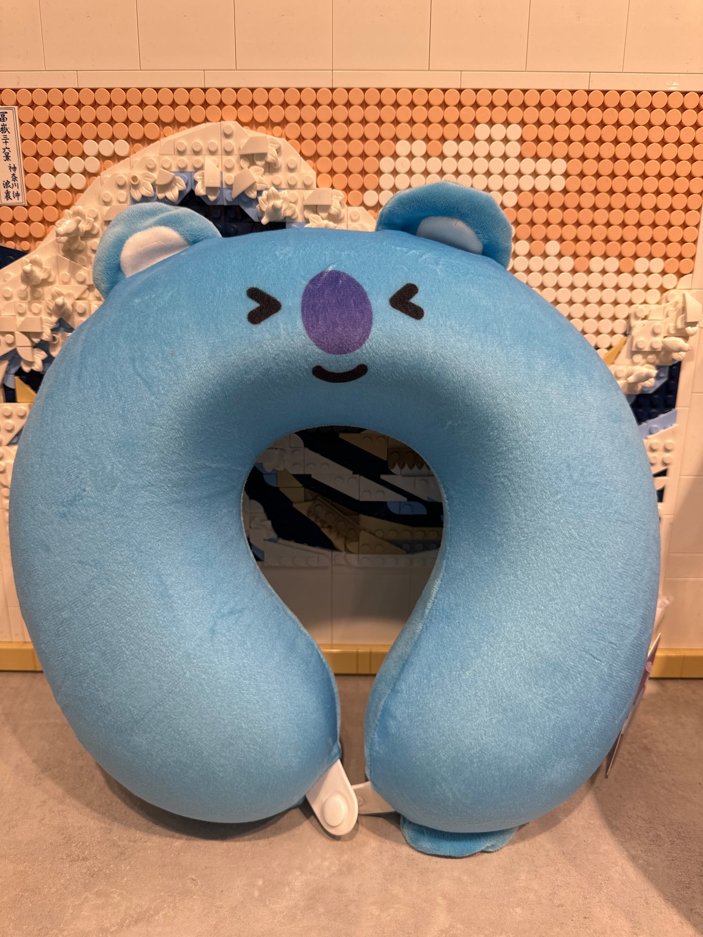 Coussin en U BT21 Koya