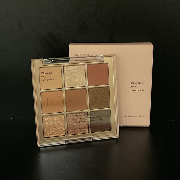 DASIQUE !! Shadow Palette 01 Sugar Brownie