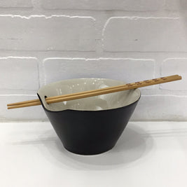 Ensemble De Bol De Ramen Et Baguette