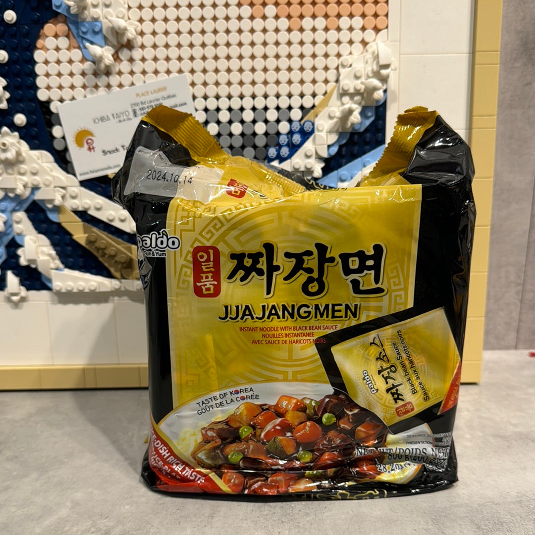 Nouilles Jjajang PALDO 韩国炸酱面 800g