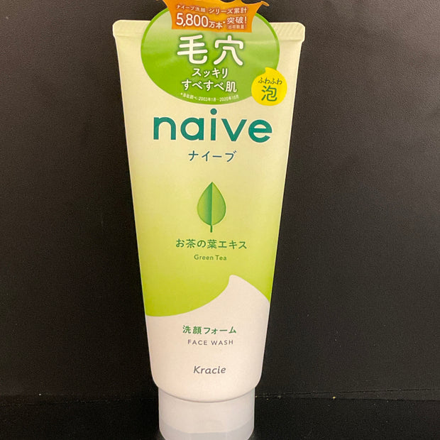 Extrait de feuille de thé en mousse KRACIE Naive Face Wash