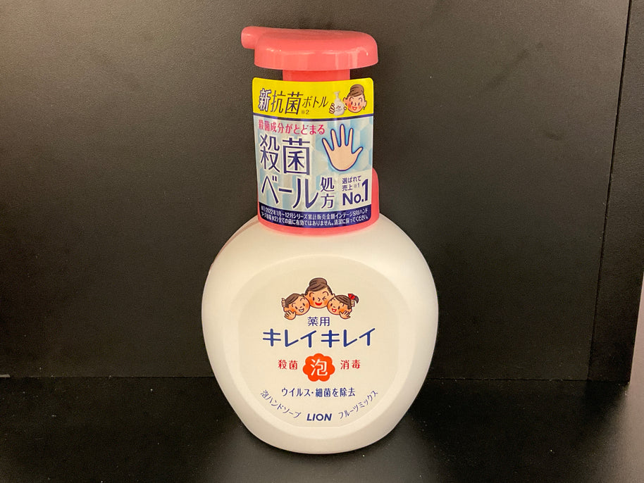Savon moussant pour les mains LION Kirei Kirei Fruit 250 ml