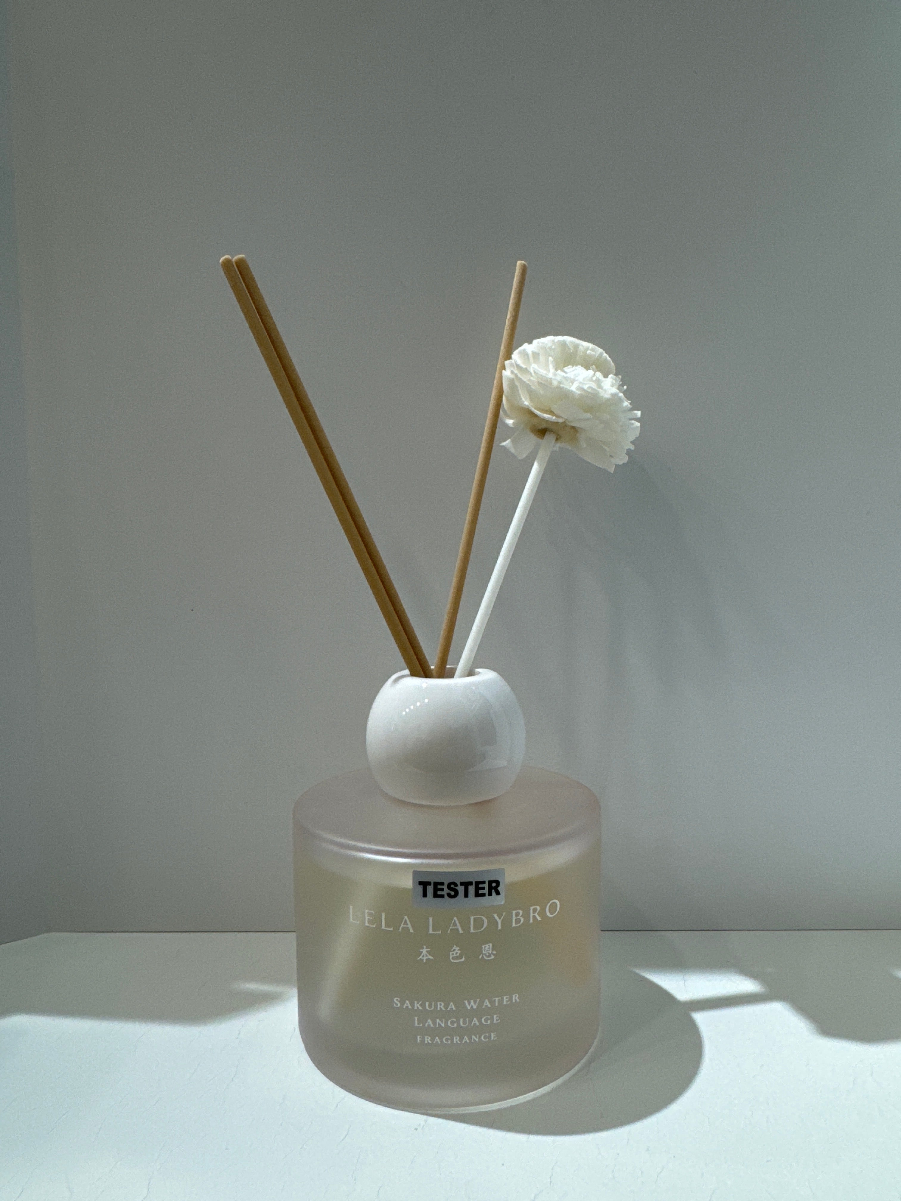 LELA LADYBRO Diffuseur de parfum Sakura Water