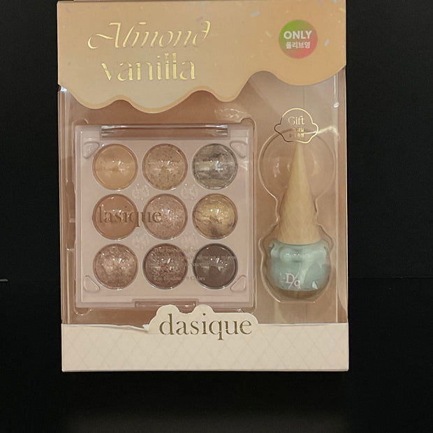 DASIQUE Shadow Palette & Nail Set 21 Almond Vanilla
