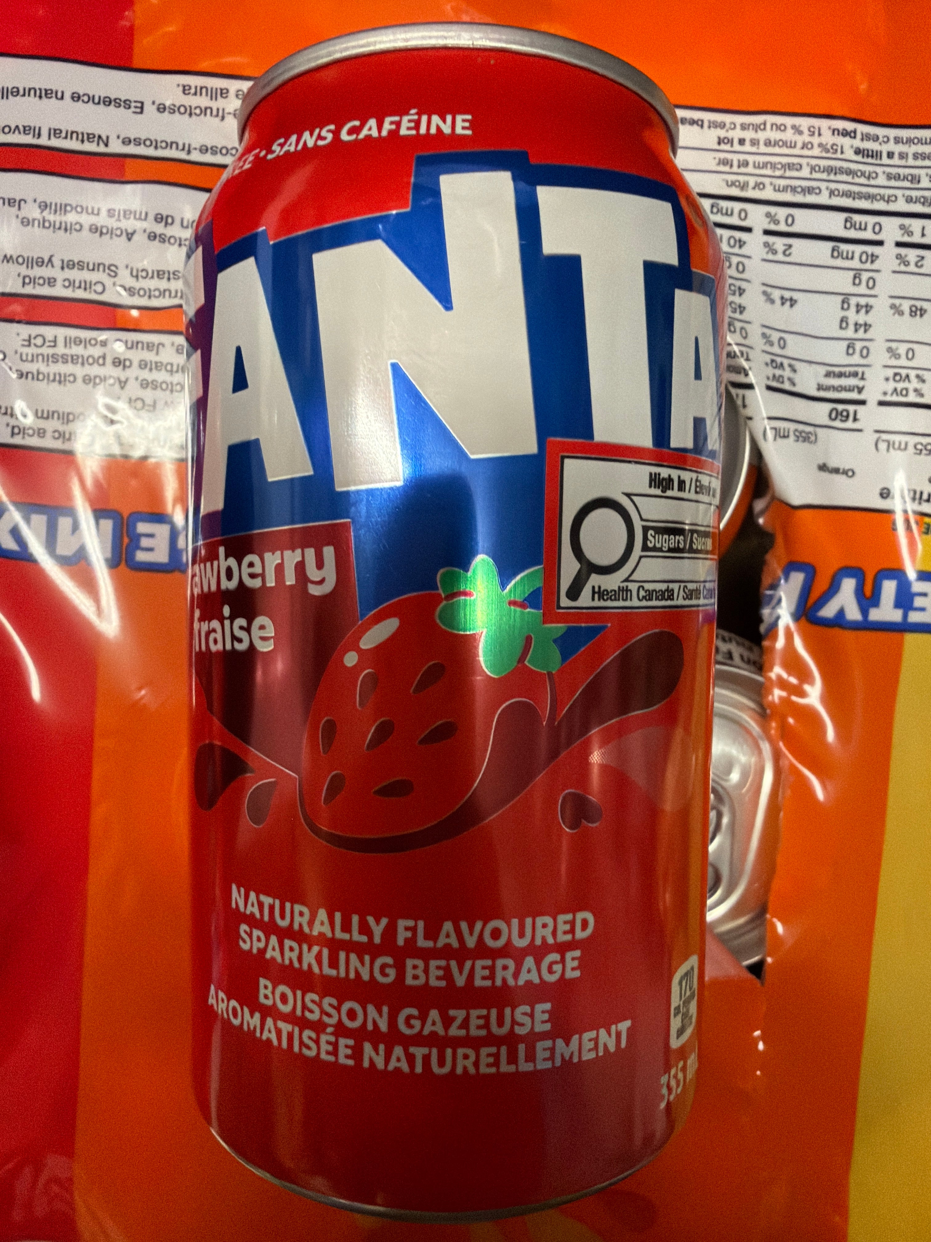 FANTA saveur de fraise 芬达草莓味汽水 355mL