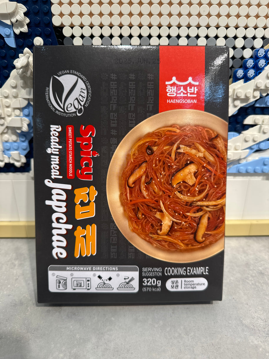 Jjapchae vermicelle sauté épicé