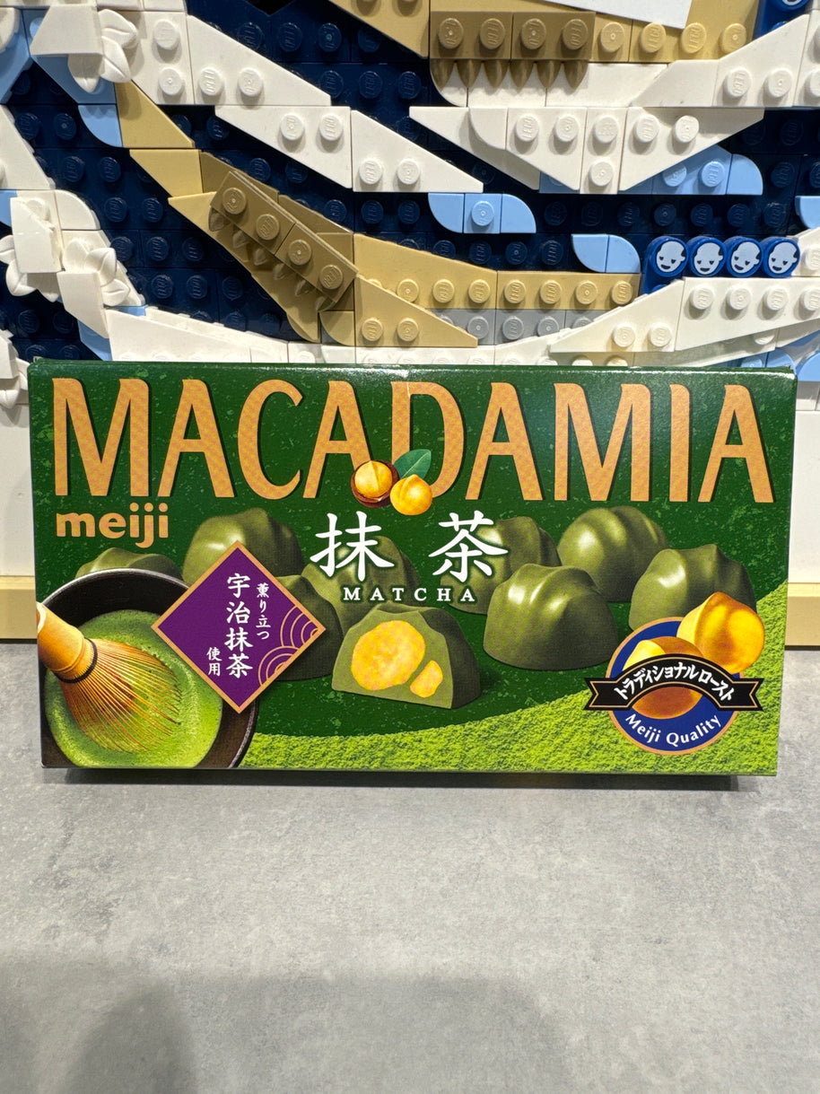 Chocolat MACADAMIA au matcha Meiji 64g