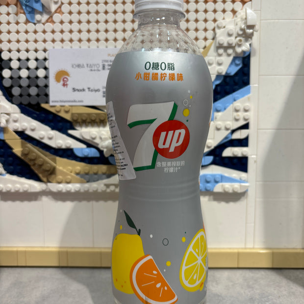 7 up  SANS SUCRE (saveur de clementine) 550mL