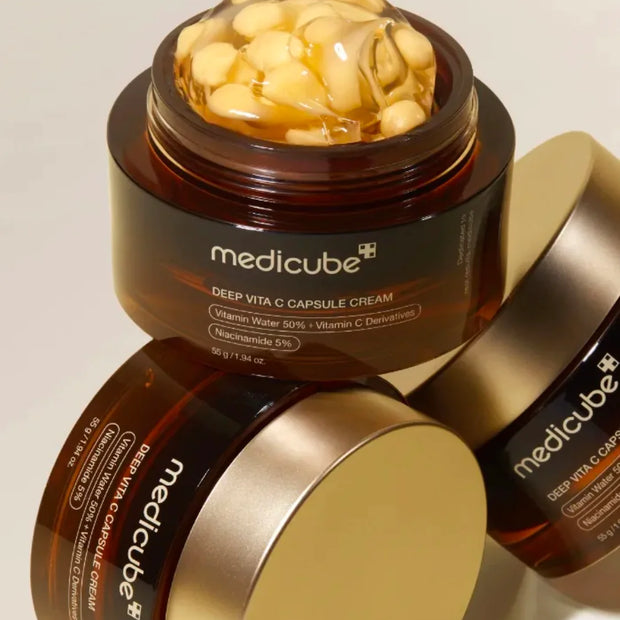 MEDICUBE Deep Vita C Capsule Cream 55g