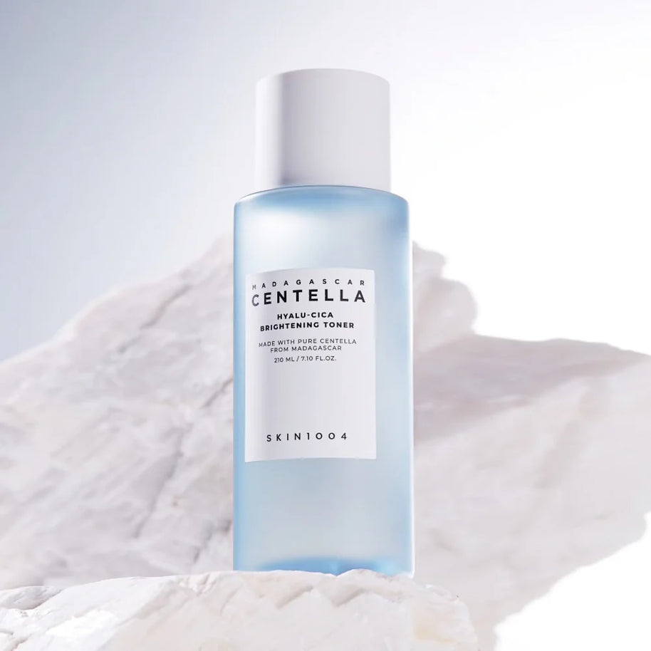 SKIN1004 Toner Éclaircissant Hyalu-Cica 210ml