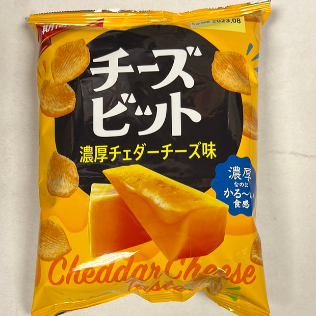 Chips Calbee(saveur fromage cheddar) 奶酪味薯片 52g