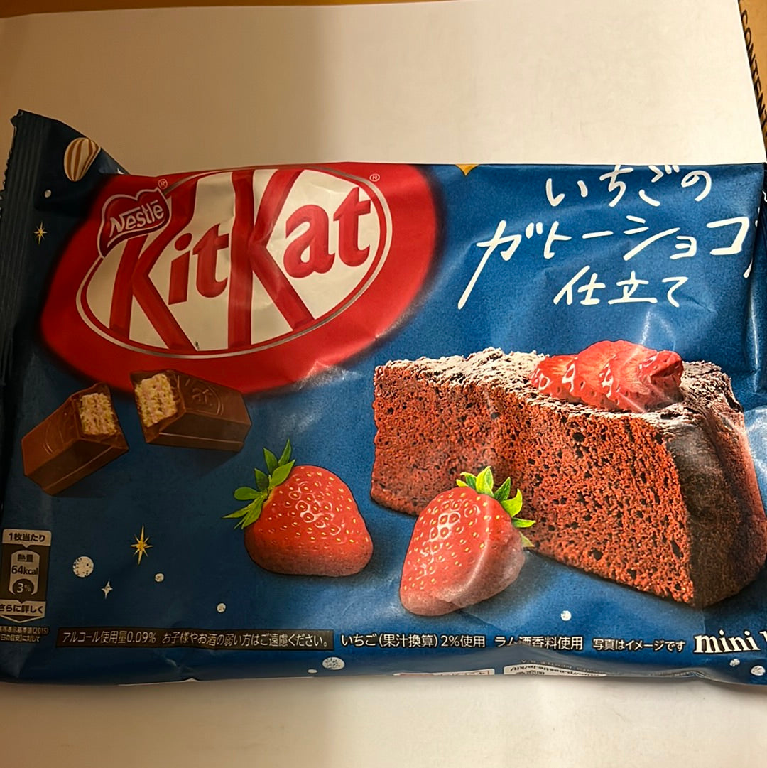 KitKat au gâteau de chocolat à la fraise 10mcx