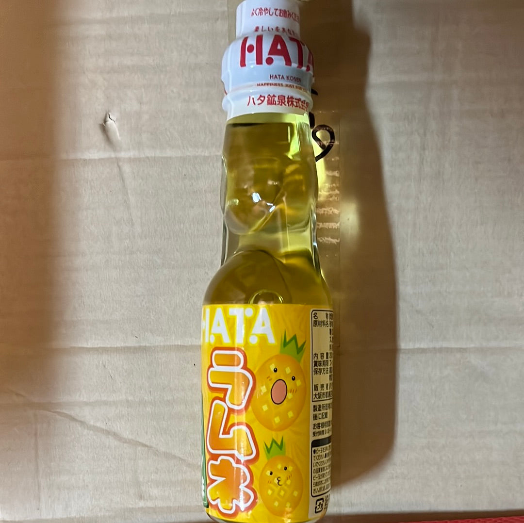 Ramuné japonais HATA (saveur ananas)日本波子汽水（菠萝味）