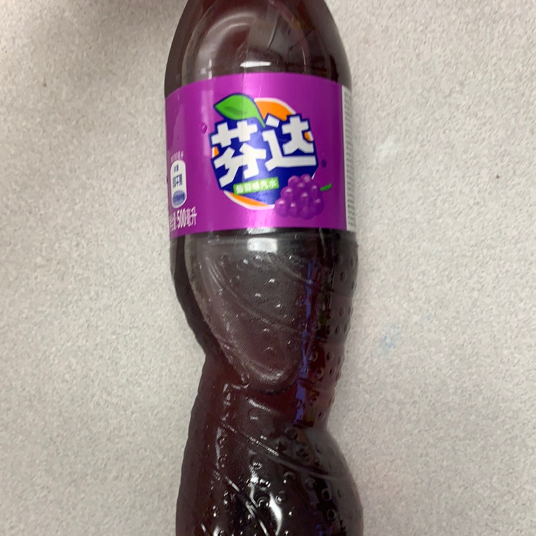 FANTA saveur de raisin  芬达 葡萄味汽水