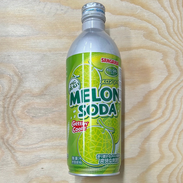 Soda japonais SANGARIA (saveur melon)🇯🇵蜜瓜味汽水 500ml