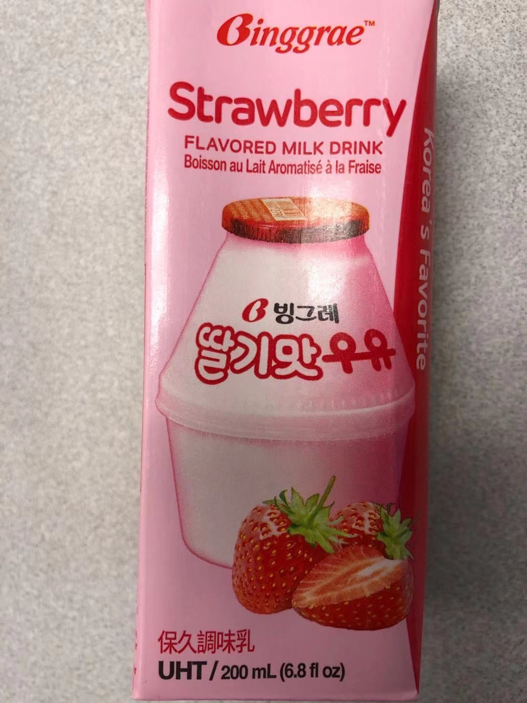 Binggrae strawberry milk drink 韩国草莓牛奶 200mlx6