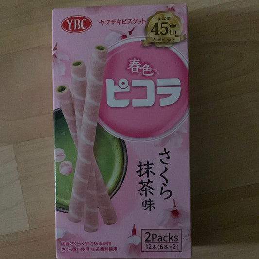 Bâtonnets au Sakura et Matcha YBC 樱花抹茶味威化蛋卷