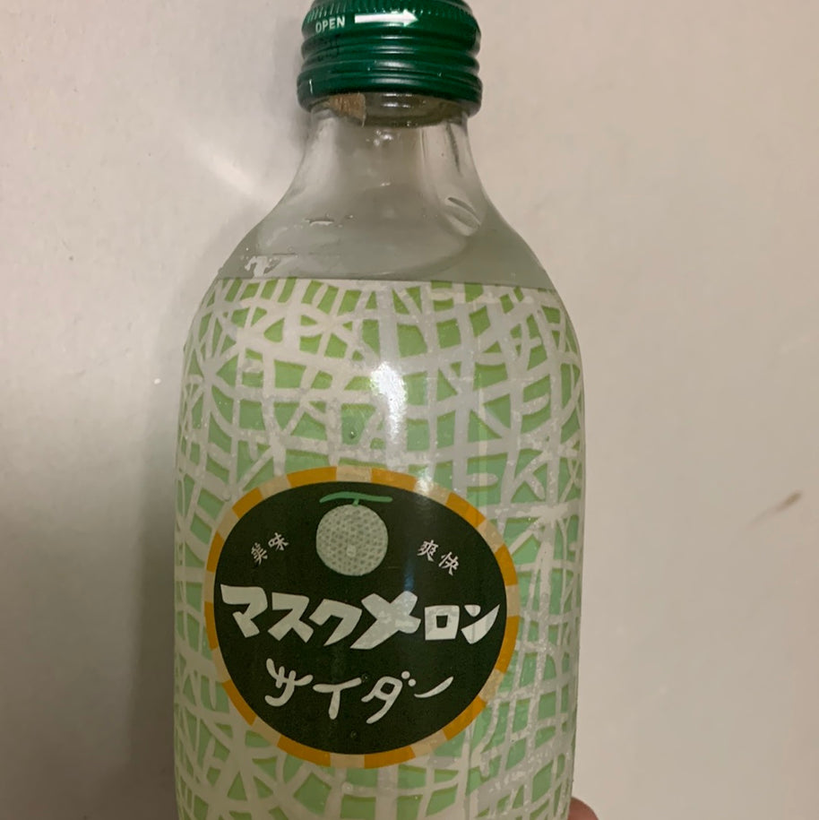 Promo-Boisson gazeuse(saveur melon) 🇯🇵TOMOMASU 蜜瓜味气泡水 300mL