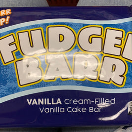 Vanilla cream-filled cake bar FUDGEE BARR 390g